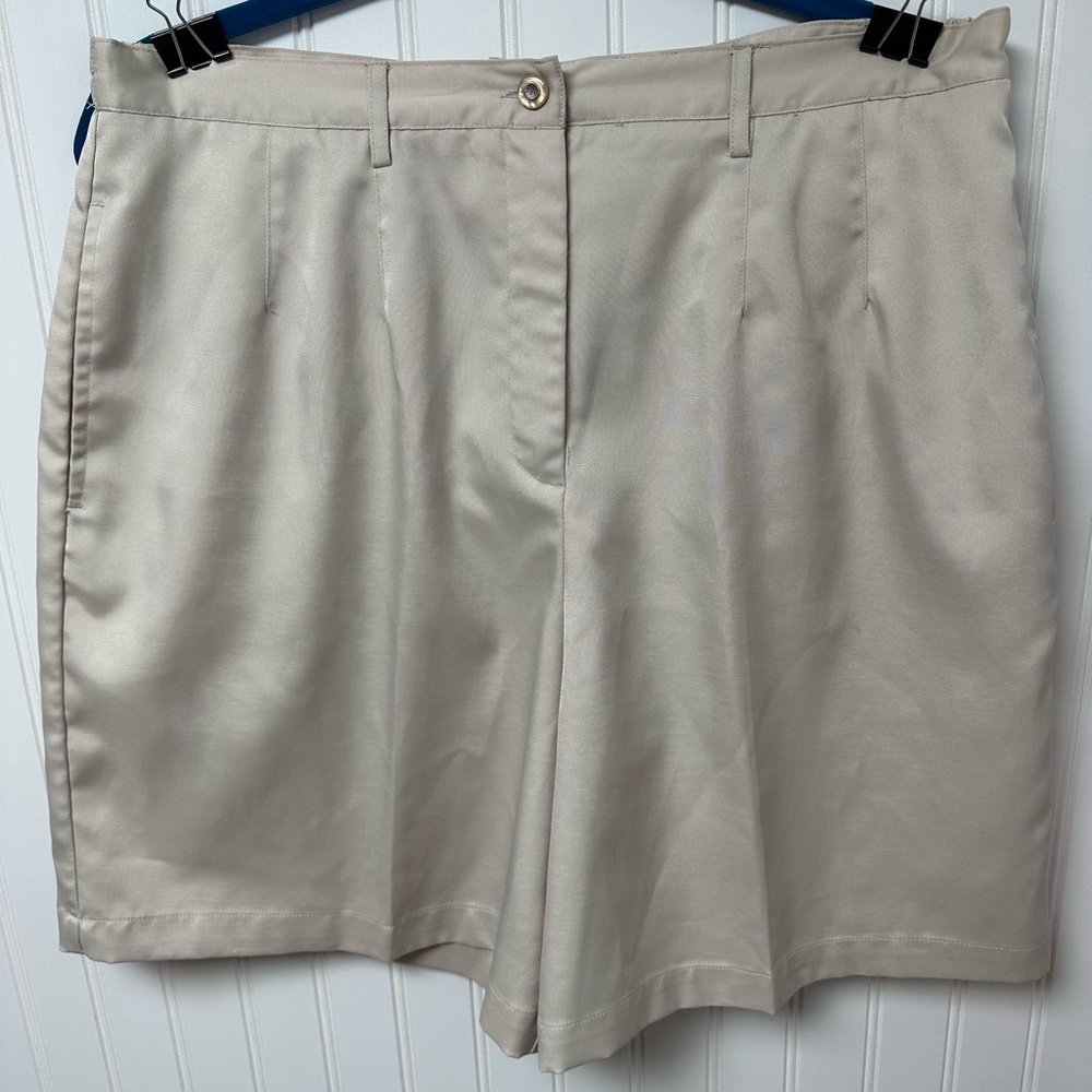 Coral Bay golf shorts